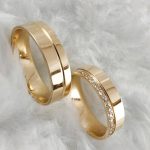 Par de Alianças de Moedas Antigas Reta 6MM Reta com Pedras Zirconia Cravejada