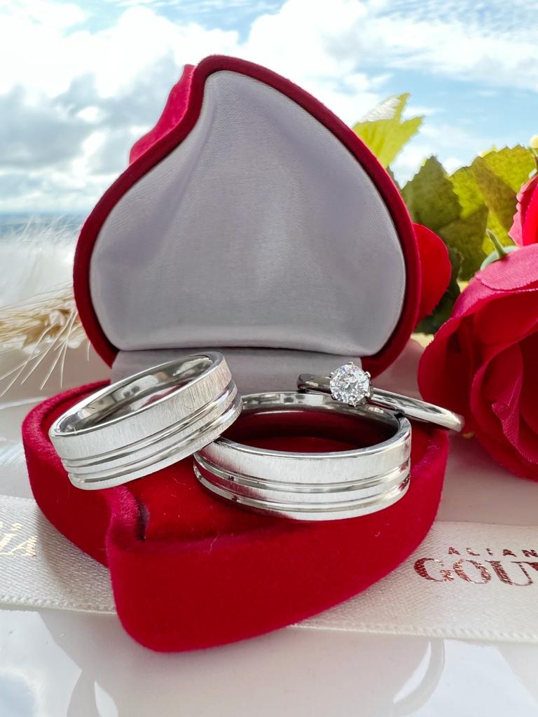 f21.jpg Par de Alianças Reta Aço Inox Reta 6MM dois Frisos Escovada - Imagem 1