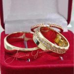 Par Alianças de Moedas Antiga Chanfrada e Pedras de Zirconia Cravejadas