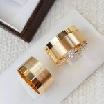 Par Alianças de Moedas Antiga Reta 10MM Friso Escovada