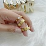 Par Alianças de Aço Inoxidável Dourada Jateada 6mm