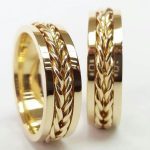 Par de Alianças Moedas Reta 8MM Trabalhada Trançada